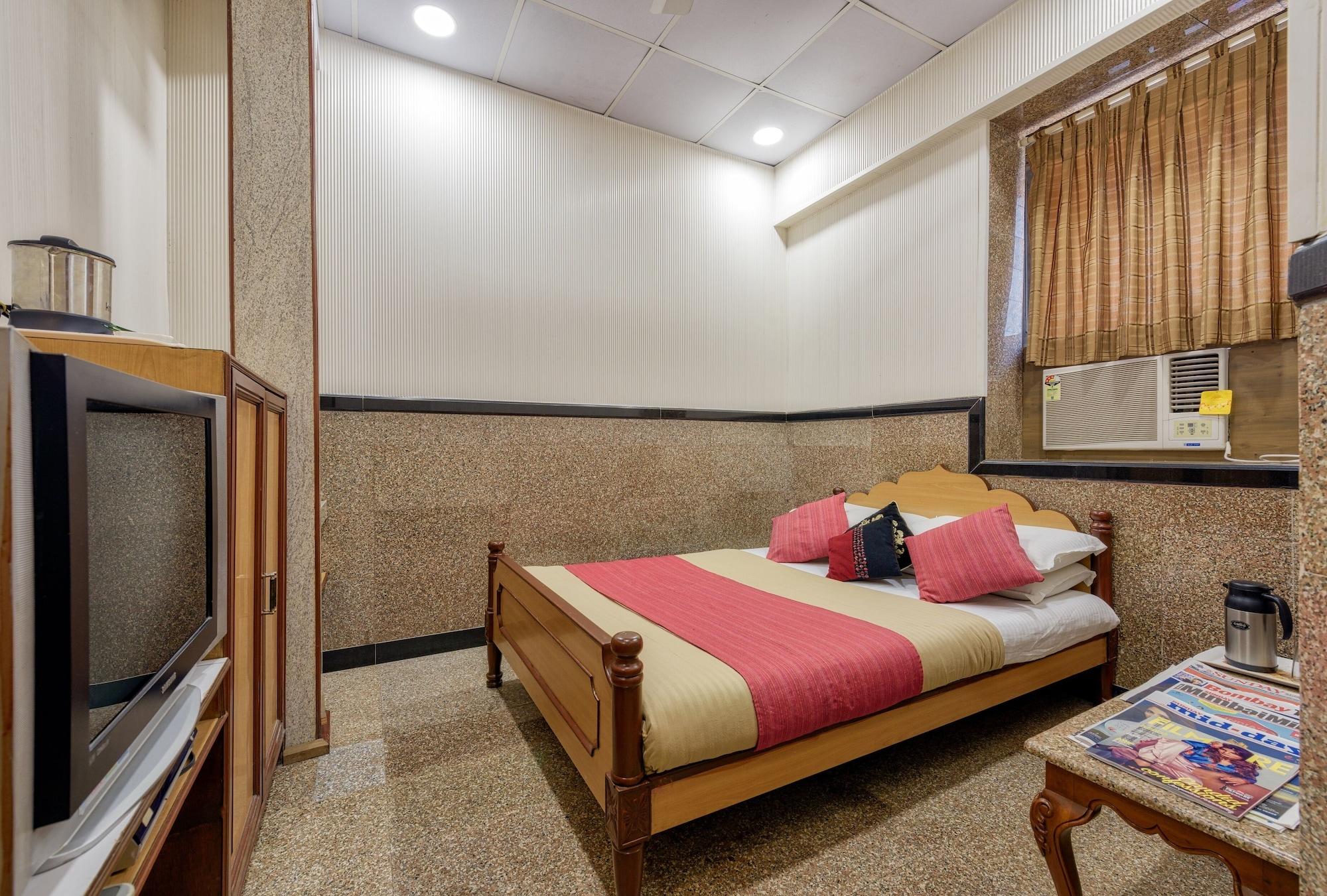 Hotel Royal Castle Мумбаи Экстерьер фото